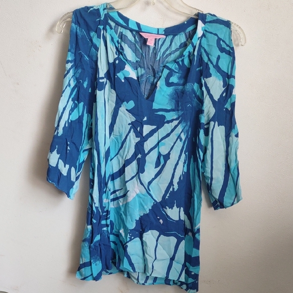 Lilly Pulitzer XS Blue Paisley Tunic Top - 3/4 Sleeve Asymmetrical Hem - Picture 2 of 8